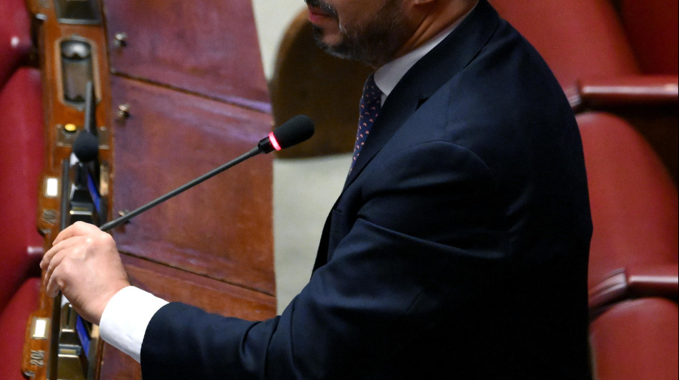 Faraone, Iv pronta a sostenere la proposta contro i coltelli