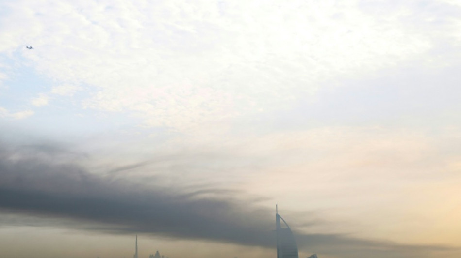 T&eacute;h&eacute;ran secou&eacute;e par des explosions massives, le Golfe toujours vis&eacute; 