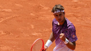 Roland-Garros: Cobolli l&acirc;che un premier set sur la route des quarts