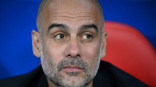 Guardiola afirma que Manchester City n&atilde;o tentar&aacute; contratar Mbapp&eacute;