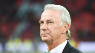 Bonhof spricht von "Schei&szlig;jahr" - R&uuml;cktritt gefordert