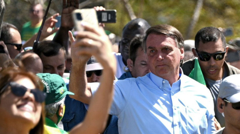 Bolsonaro: "Et un, et deux, et quatre ans de plus" &agrave; la pr&eacute;sidence du Br&eacute;sil ?