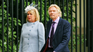 El multimillonario británico Richard Branson anuncia la muerte de su esposa