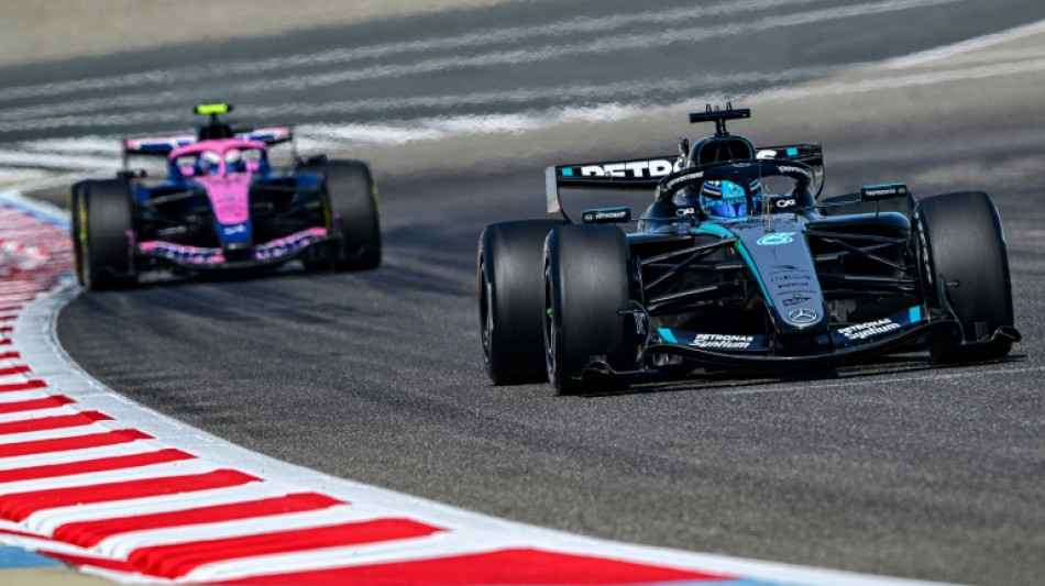 Mercedes domina &uacute;ltimo dia de testes oficiais da F1 no Bahrein