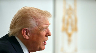 Trump chama repórter de 'estúpida' 