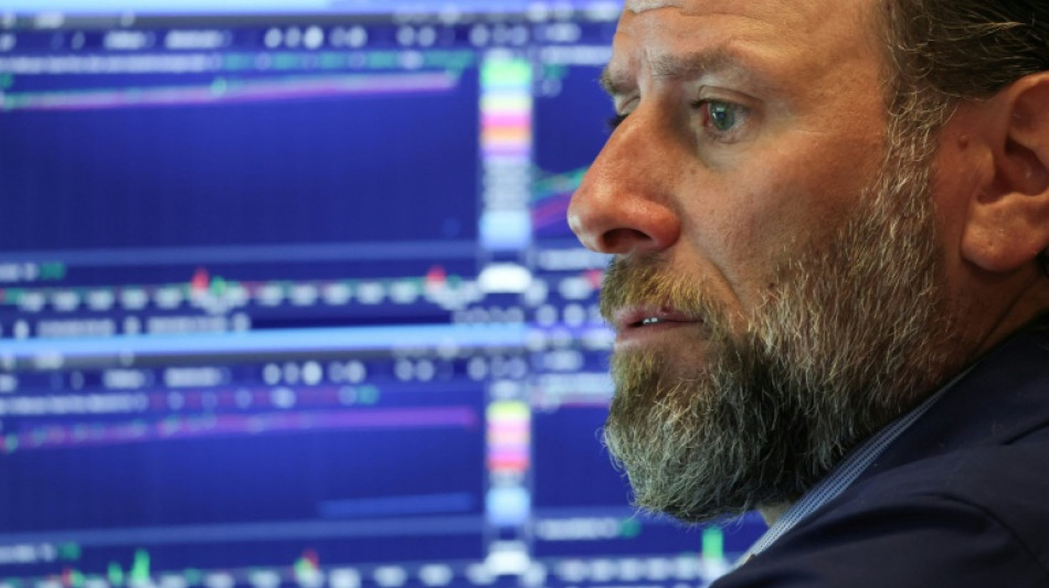 Wall Street recule, min&eacute;e par la hausse des co&ucirc;ts d'emprunt