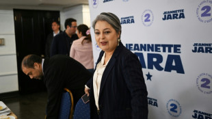 La candidata Jara cree irrealizable el plan de Kast para expulsar a indocumentados de Chile