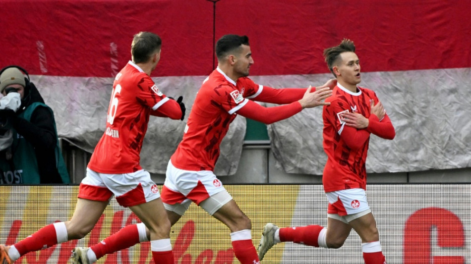 Dreierpack Skyttä: Lautern schnuppert an den Aufstiegsrängen