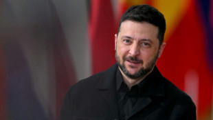 Zelensky salue le "message fort" des sanctions américaines contre Moscou