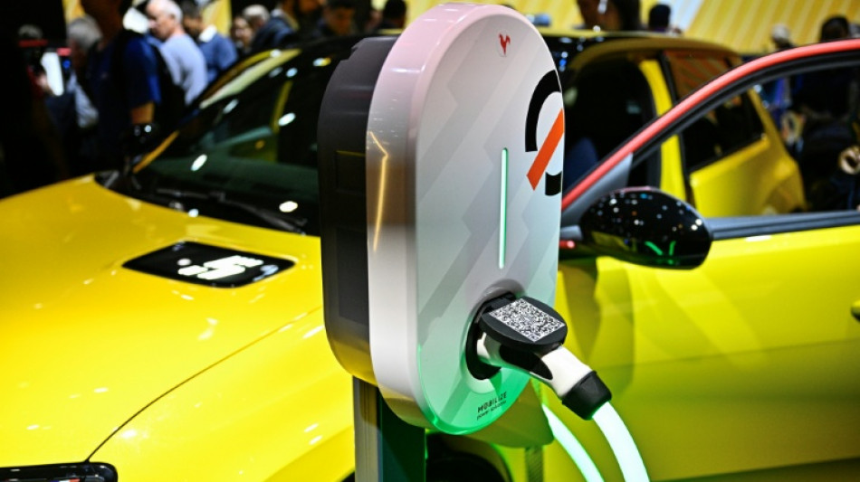 Renault ralentit le déploiement de ses bornes de recharge électrique rapide