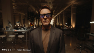Robert Downey Jr. diventa il volto degli occhiali intelligenti di Snapchat