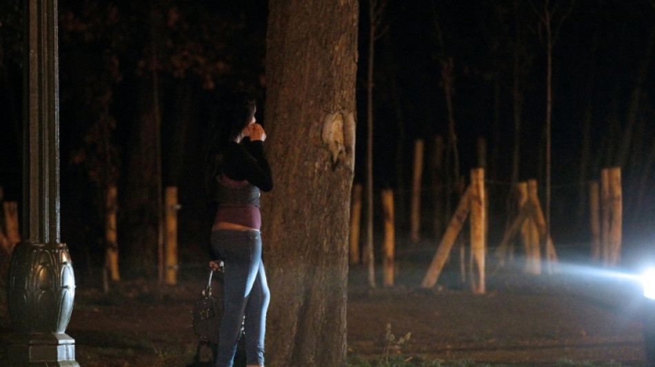 Stress post-traumatique, dépression, violences : l'état de santé "alarmant" des prostituées