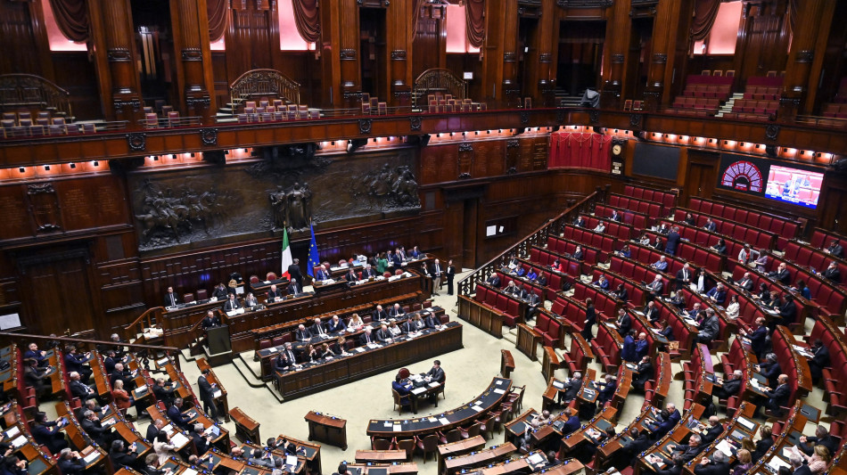 Stop in Aula alla pdl Tortora, torna in commissione