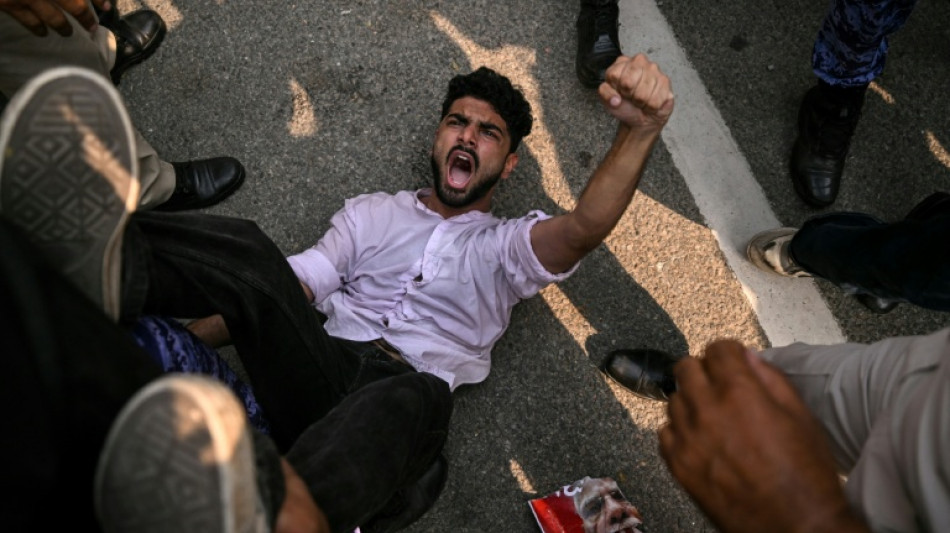 Encarcelados dos de los principales dirigentes de las "cucarachas" de India