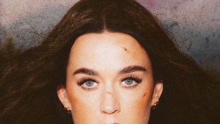 Katy Perry, arriva il suo nuovo singolo Bandaids