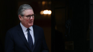 Starmer si difende, 'non sapevo dello spionaggio sui giornalisti'