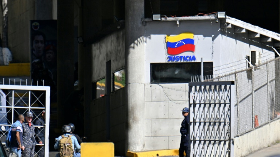 Discussions entre le Venezuela et les Etats-Unis pour r&eacute;tablir les liens diplomatiques