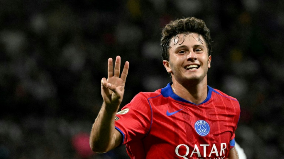 Com hat-trick de João Neves, PSG atropela Toulouse no Francês