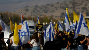 Manifestantes em Israel pedem acordo sobre reféns antes de reunião de gabinete