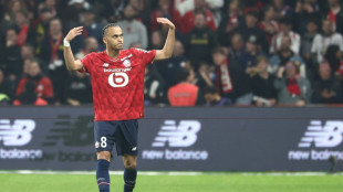 Ligue 1: remani&eacute;, Paris frein&eacute; &agrave; Lille mais toujours en t&ecirc;te