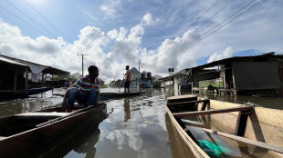 Imbarcazione si capovolge in Nigeria, 40 bambini morti