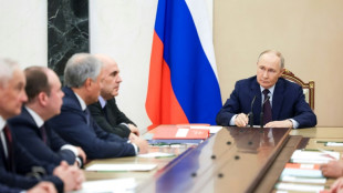 Putin diz que Rússia está avaliando retomar testes nucleares