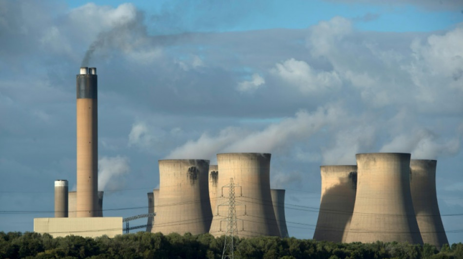 Crise de l'&eacute;nergie: Londres veut prolonger la vie de ses centrales &agrave; charbon