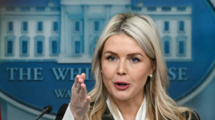 Trump anuncia la salida del cargo de su principal portavoz "a fin de mes"