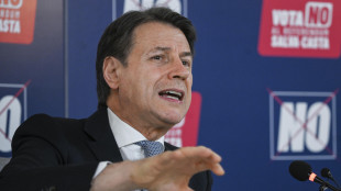 Conte a Meloni, basta vittimismo, chiarisca rapporti del clan Senese con FdI