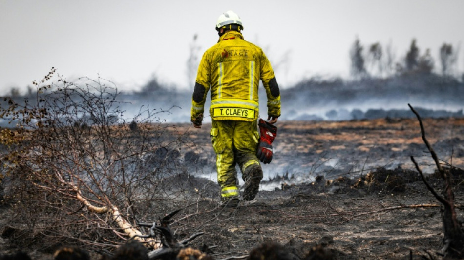 Belgian wildfire 'encircled' but situation still 'complicated'