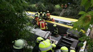 Descarrilamento de trem deixa três mortos e vários feridos na Alemanha