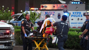 Tiroteo en Nueva York deja al menos cuatro muertos, incluido un policía